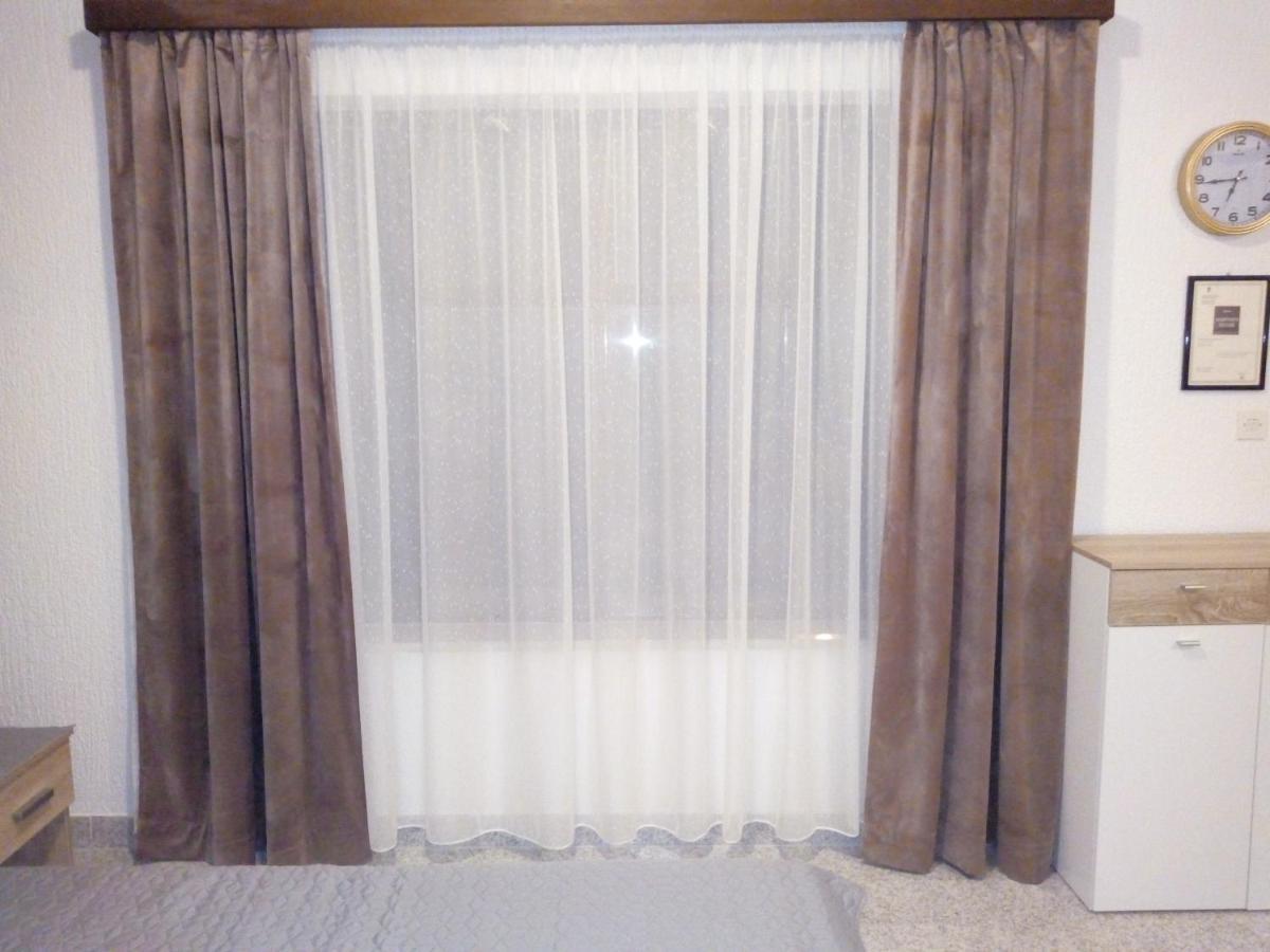 Apartmani Alma Пула Экстерьер фото