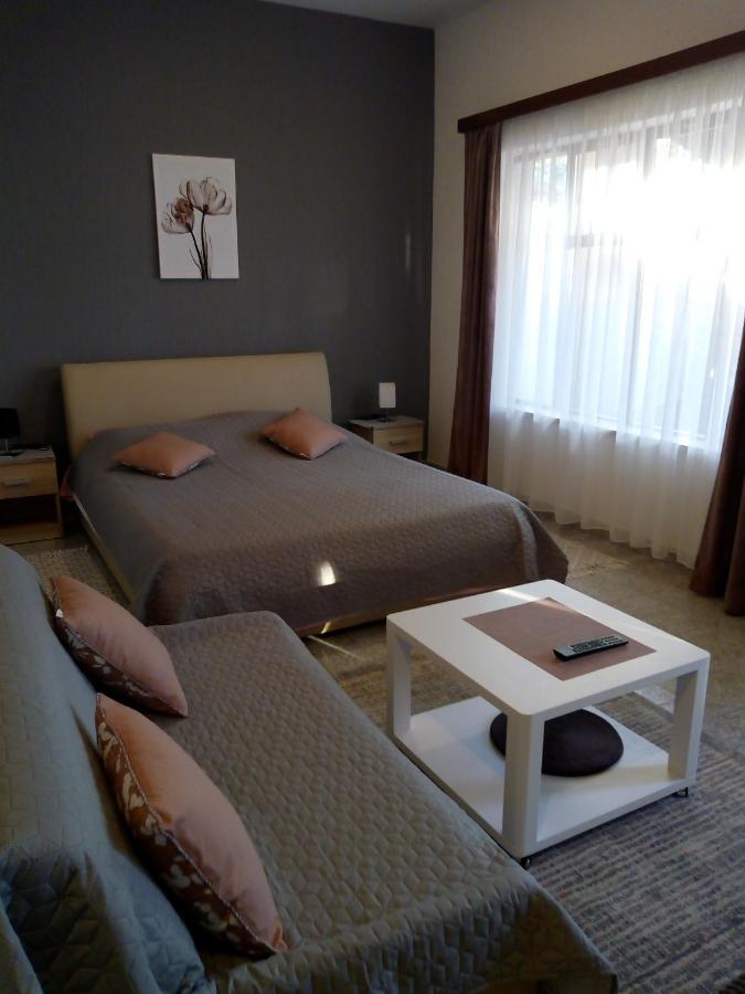 Apartmani Alma Пула Экстерьер фото