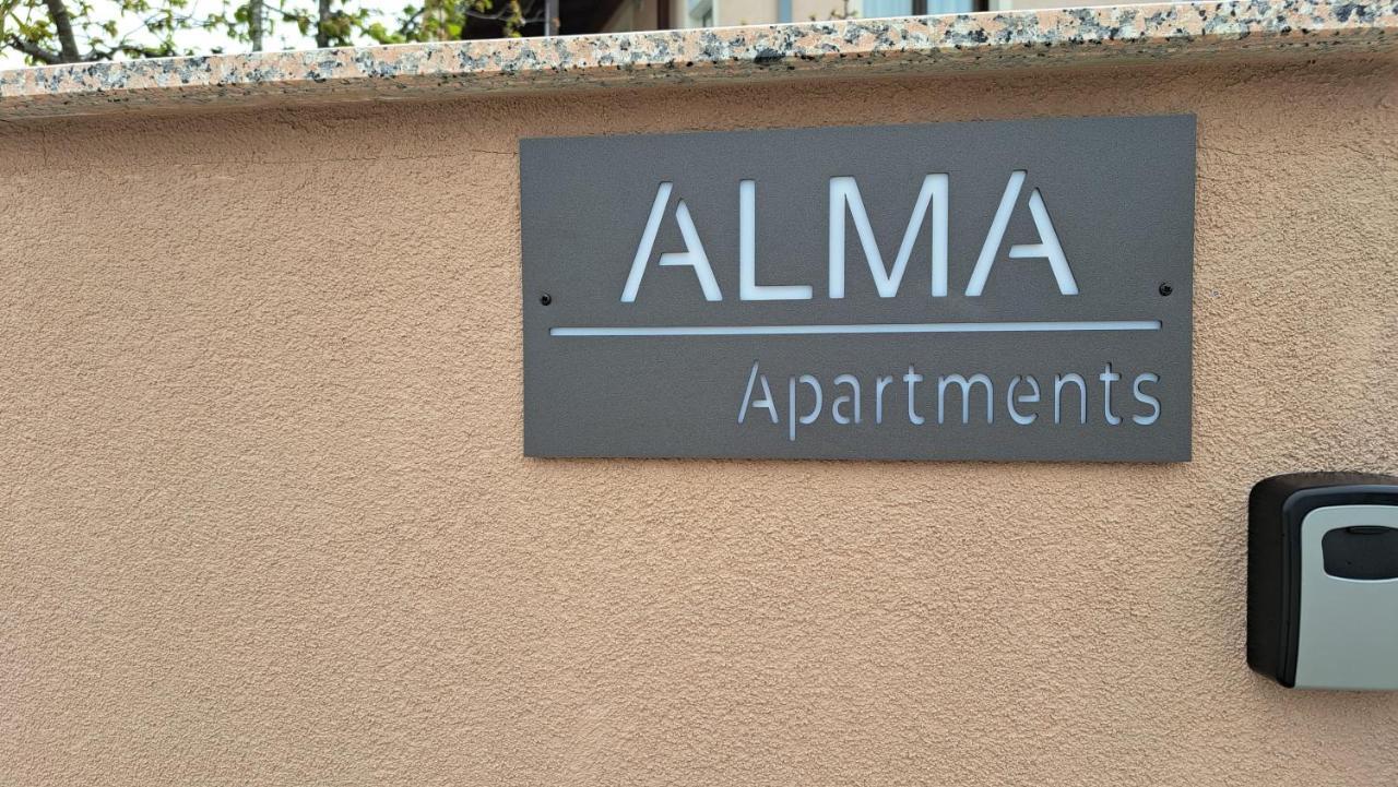 Apartmani Alma Пула Экстерьер фото