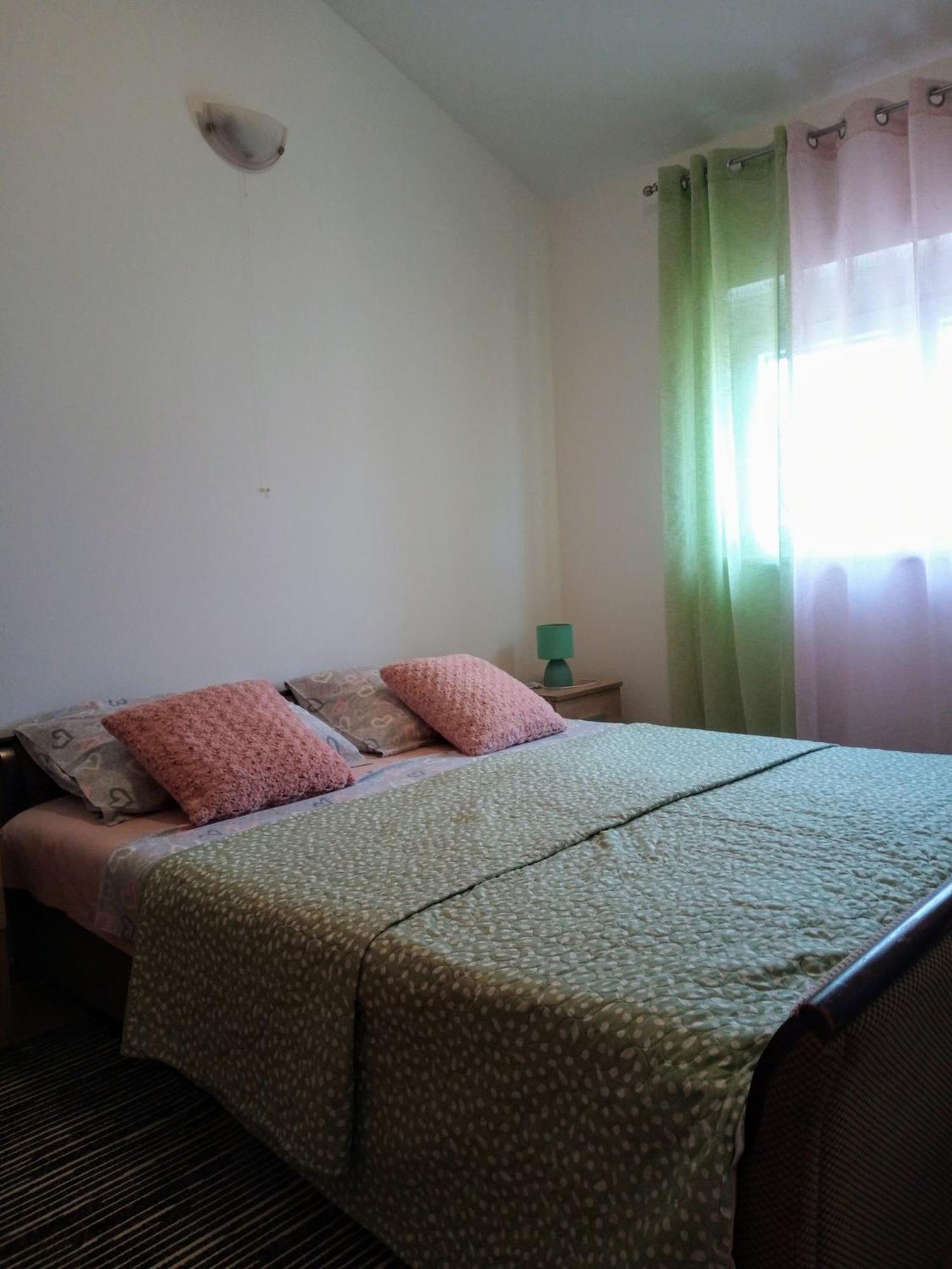 Apartmani Alma Пула Экстерьер фото