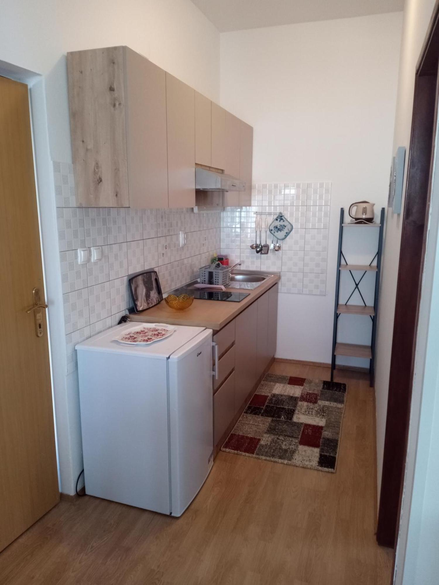Apartmani Alma Пула Экстерьер фото