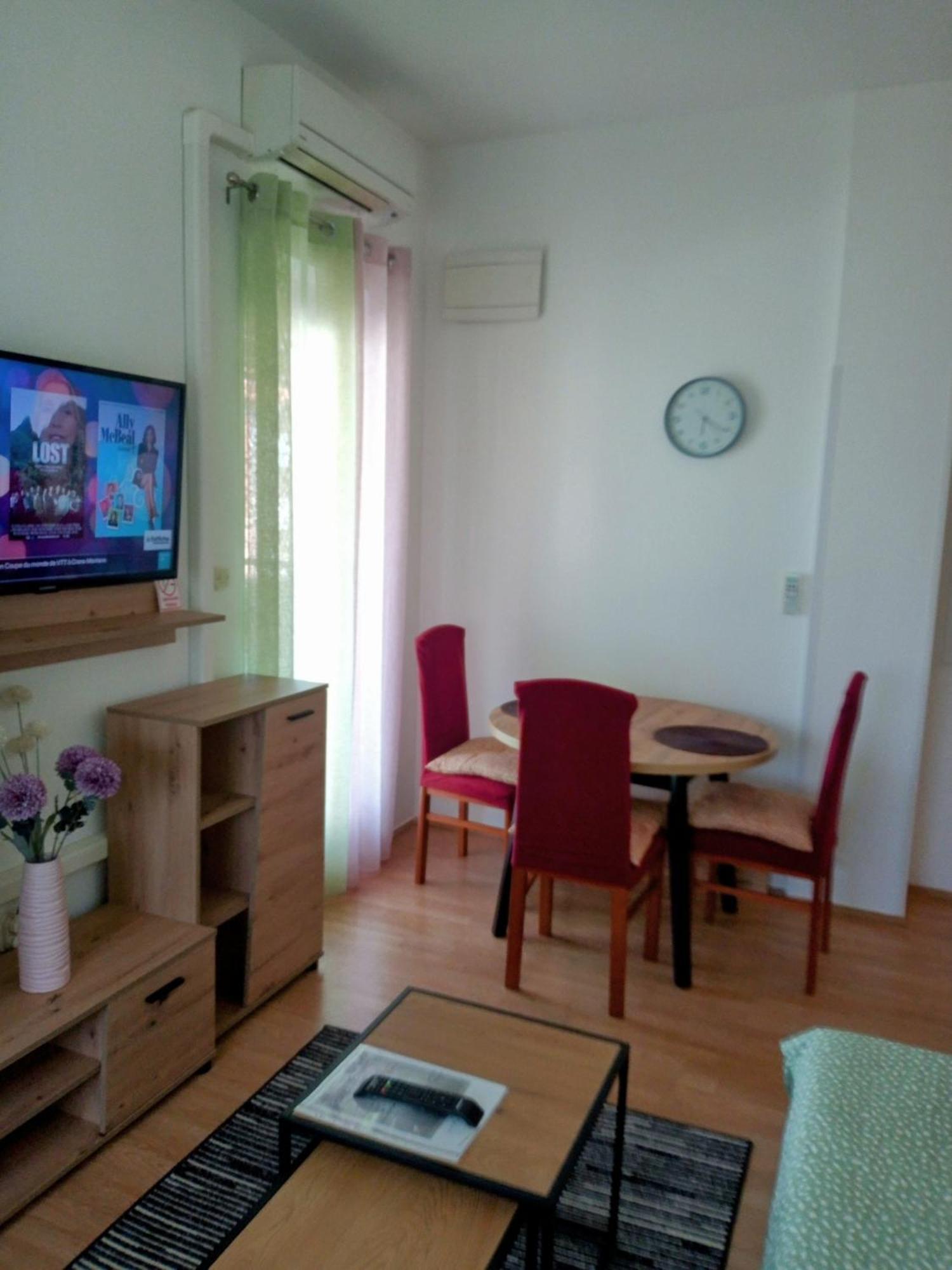 Apartmani Alma Пула Экстерьер фото