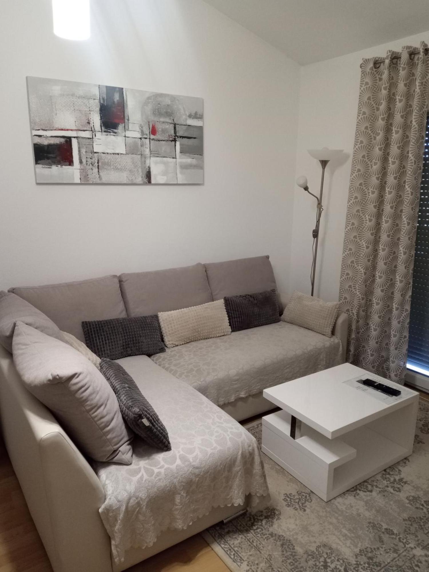 Apartmani Alma Пула Экстерьер фото